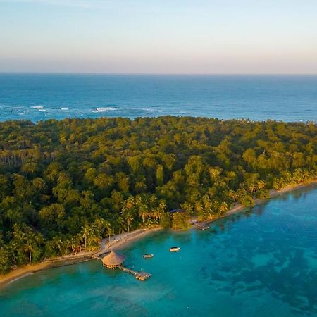 Casa Cayuco Eco-Adventure Lodge ボカス・タウン エクステリア 写真